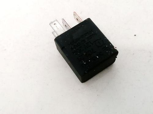 Electronic sensor OPEL ZAFIRA A MPV (T98) 2.0 DTI 16V (F75) | BP33068044M84 - Image 3