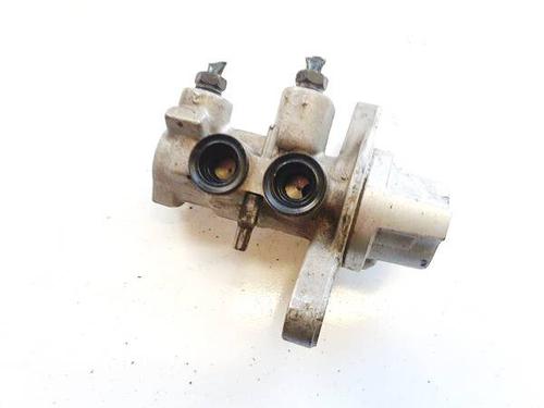 Used Brake master cylinder Brake master cylinder 35223780 35223780