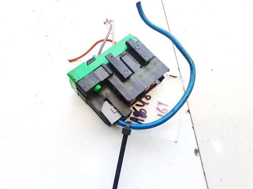 fuse-box-citroen-c5-iii-rd_-2008-2009-2010-2011-2012-2013-2014-2015-2016-2017-32927163 main image