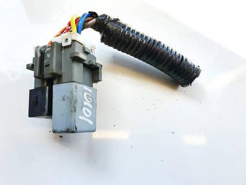 Fuse box HONDA FR-V (BE) 1.8 (BE1) | BP32580209E1