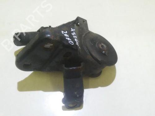 Used Engine mount Engine mount MAZDA 626 V (GF) 2.0 DI TD (GFFP) (90 hp) 33490579 33490579