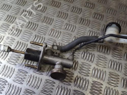 Used Clutch slave cylinder Clutch slave cylinder NISSAN ALMERA II Hatchback (N16) 2.2 Di (110 hp) 35681562 35681562