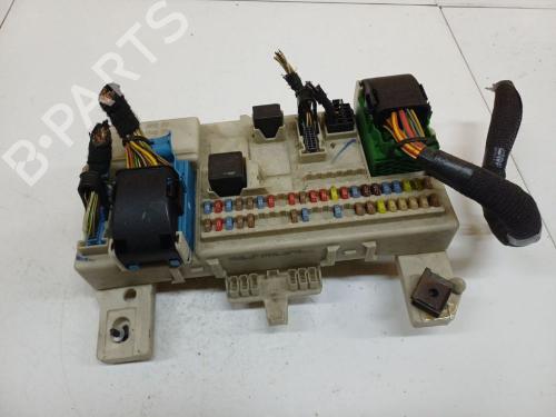 Used Fuse box Fuse box VOLVO V50 (545) 2.0 D (136 hp) 40554947 40554947
