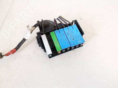 fuse-box-opel-astra-g-hatchback-t98-1998-1999-2000-2001-2002-2003-2004-2005-2006-2007-2008-2009-32949804 main image