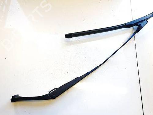 Used Front windshield wiper arm Front windshield wiper arm FIAT 500L (351_, 352_) 1.3 D Multijet (199LXY1A, 199LXY11) (84 hp) 40275147 40275147