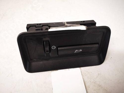 Used Switch Switch MERCEDES-BENZ GL-CLASS (X164) GL 420 CDI 4-matic (164.828) (306 hp) 40068239 40068239