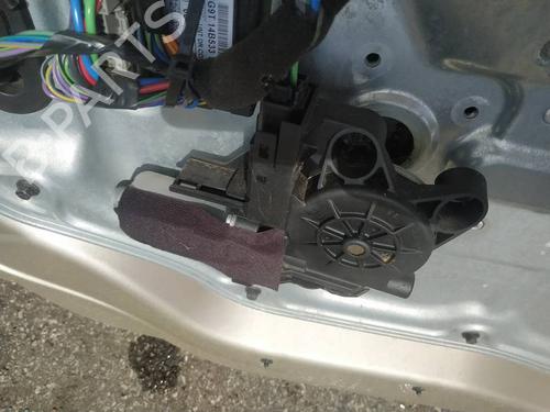 Left front window motor VOLVO S80 II (124) 3.2 | BP35262843E21 - Image 2