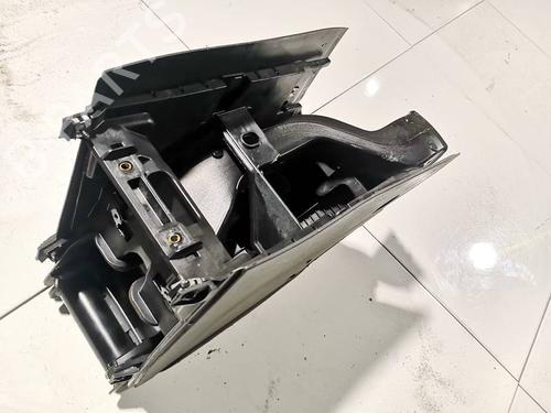 Armrest / Center console VW GOLF PLUS V (5M1, 521) 1.9 TDI | BP34916855I20 - Image 2