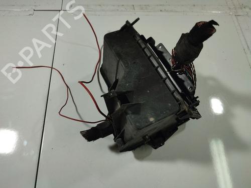 fuse-box-renault-scenic-ii-jm01_-2003-2004-2005-2006-2007-2008-2009-2010-32970514 main image