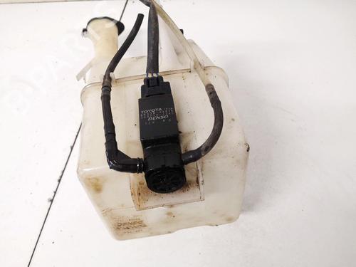 Used Washer pump Washer pump TOYOTA COROLLA Verso (_E12_) 2.0 D-4D (CDE120_, CDE120R) (90 hp) 35463456 35463456