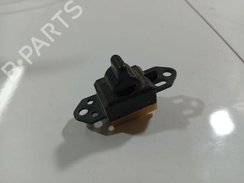 switch-kawasaki-motorcycles-z-900cc-0-32560218 main image