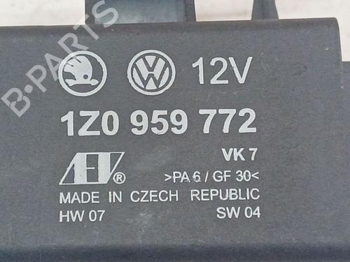 Electronic module SKODA OCTAVIA II (1Z3) 1.8 TSI | BP32549033M83 - Image 4