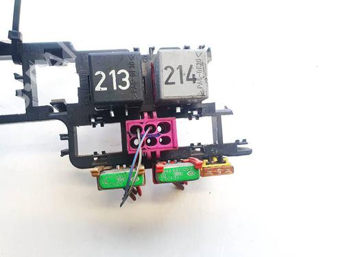 Fuse box AUDI A4 B5 (8D2) 1.9 TDI | BP32929981E1 - Image 2