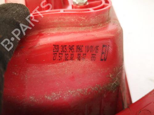 Right taillight VW PASSAT B6 (3C2) 2.0 TDI | BP36506561C35 - Image 3