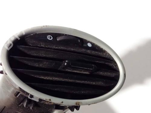 Used Air vent FORD FOCUS II (DA_, HCP, DP) 1.6 TDCi (109 hp) 32623518