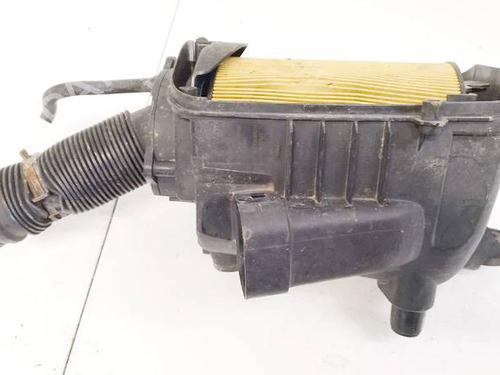 Used Air filter box Air filter box VW PASSAT B7 (362) 1.6 TDI (105 hp) 34898721 34898721
