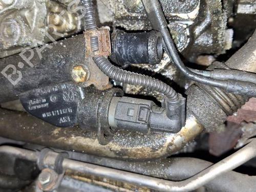 Used Thermostat housing Thermostat housing 34818233 34818233