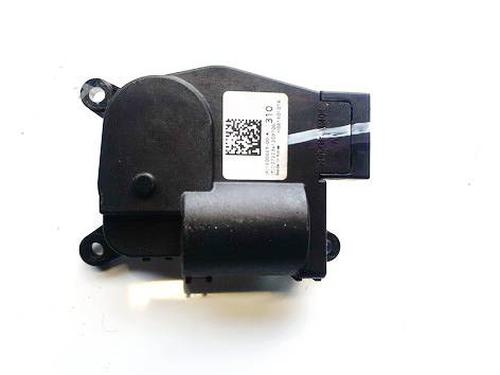 BP32588857M83 main image