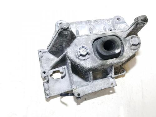 support-nissan-juke-f15-2010-2011-2012-2013-2014-2015-2016-2017-2018-2019-33517776 main image