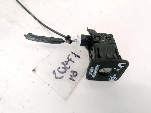 Used Switch Switch TOYOTA VERSO (_R2_) 2.0 D-4D (AUR20_, AUR20R) (126 hp) 32912721 32912721