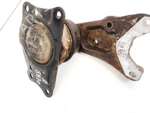 Used Engine mount Engine mount VW POLO IV (9N_, 9A_) 1.2 12V (64 hp) 32933380 32933380