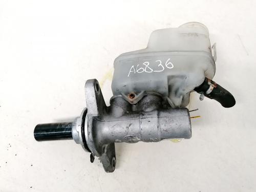 Used Brake master cylinder Brake master cylinder TOYOTA RAV 4 III (_A3_) 2.2 D 4WD (ALA30_, ALA30R) (136 hp) 35558818 35558818