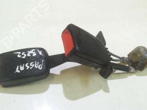 Used Seat buckle Seat buckle VW PASSAT B5 Variant (3B5) 1.6 (101 hp) 35667167 35667167