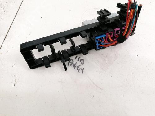 Fuse box VW GOLF V (1K1) 1.4 16V | BP33088794E1 - Image 2