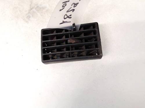 Used Air vent Air vent 32924127 32924127