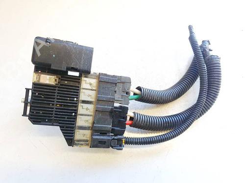 Used Fuse box Fuse box NISSAN LEAF (ZE0) Electric (109 hp) 32599025 32599025