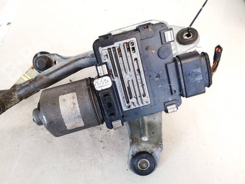 Used Front wiper motor Front wiper motor VW PHAETON (3D1, 3D2, 3D3, 3D4, 3D6, 3D7, 3D8, 3D9) 3.2 V6 (241 hp) 35382395 35382395