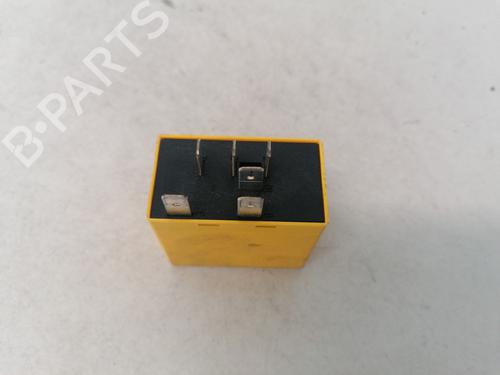 Electronic sensor OPEL ASTRA G Hatchback (T98) 2.0 DTI 16V (F08, F48) | BP33069332M84 - Image 2