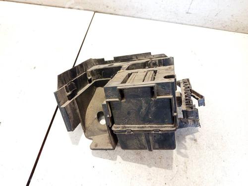Used Fuse box Fuse box VW PASSAT B6 (3C2) 1.9 TDI (105 hp) 32558515 32558515