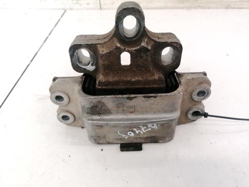 Used Engine mount Engine mount VW PASSAT B6 (3C2) 2.0 TDI (140 hp) 32904481 32904481