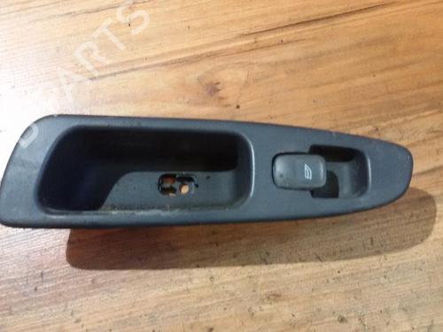 Used Switch Switch VOLVO S40 I (644) 1.9 DI (115 hp) 33508070 33508070