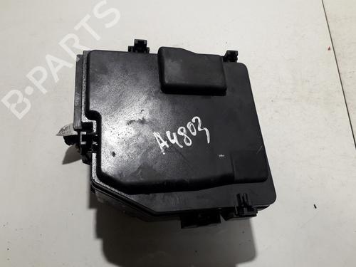 Used Fuse box Fuse box HONDA CR-V III (RE_) 2.2 i-CTDi 4WD (RE6) (140 hp) 33512661 33512661