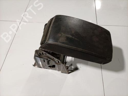 Bracciolo centrale Bracciolo centrale SKODA OCTAVIA II (1Z3) 2.0 TDI (140 hp) 36686191 36686191