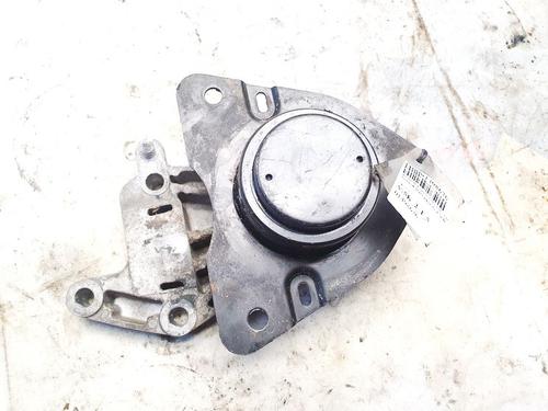 Used Engine mount Engine mount RENAULT ESPACE III (JE0_) 2.0 (JE0A) (114 hp) 32890836 32890836