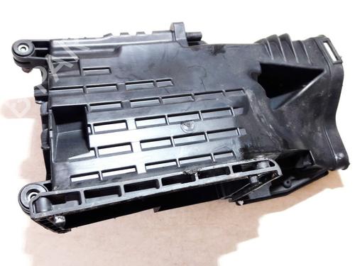 Used Air filter box Air filter box MERCEDES-BENZ C-CLASS (W203) C 180 Kompressor (203.046) (143 hp) 35644807 35644807