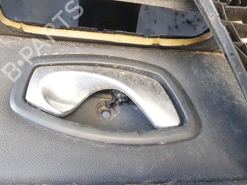 Used Front right interior door handle Front right interior door handle 35509643 35509643