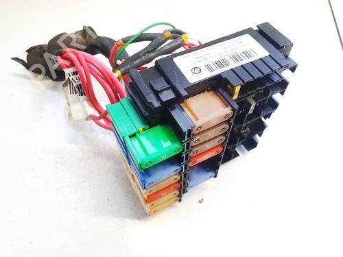 Used Fuse box Fuse box RENAULT LAGUNA III (BT0/1) 2.0 dCi (BT07, BT0J, BT14, BT1A, BT1S) (131 hp) 32625927 32625927