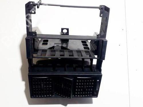 Used Air vent Air vent AUDI 80 B4 Saloon (8C2) 1.6 E (101 hp) 33529144 33529144