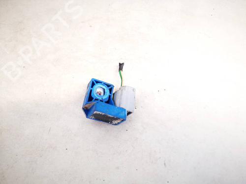 Used Electronic module Electronic module RENAULT LAGUNA III (BT0/1) 2.0 dCi (BT07, BT0J, BT14, BT1A, BT1S) (131 hp) 32930742 32930742