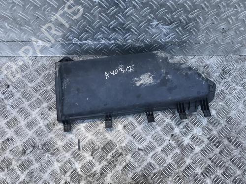 Used Air filter box Air filter box BMW 5 (E60) 530 i (231 hp) 35713123 35713123