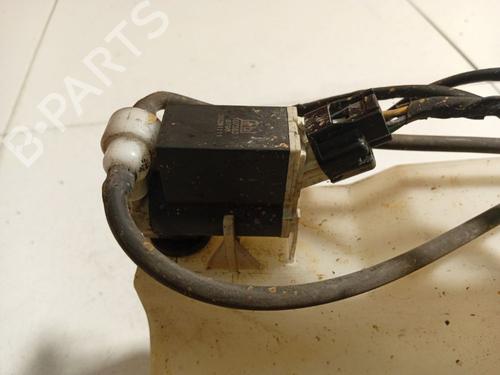 Washer pump KIA CEE'D Hatchback (ED) 2.0 CRDi 140 | BP40053294E24 - Image 3