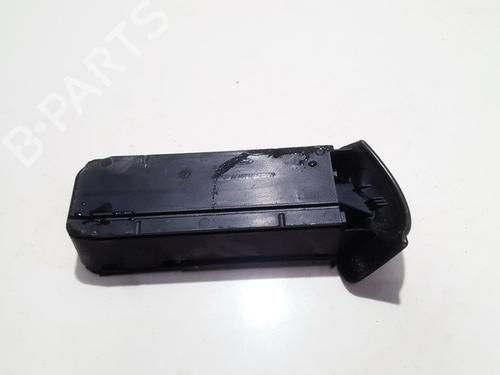 Used Glove box Glove box FORD FOCUS I (DAW, DBW) 1.8 TDCi (100 hp) 35861568 35861568