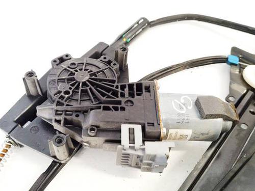 Used Right rear window motor Right rear window motor TESLA MODEL S (5YJS) 75 (388 hp) 36685956 36685956