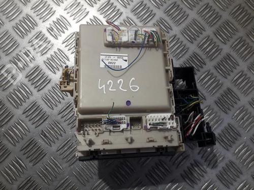 Used Fuse box Fuse box TOYOTA RAV 4 III (_A3_) 2.2 D (ALA35_) (150 hp) 33504337 33504337
