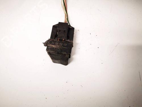 Used Switch Switch AUDI A4 B5 (8D2) 1.9 TDI (90 hp) 32530977 32530977