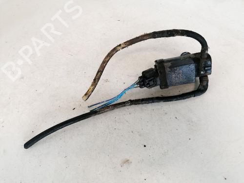 washer-pump-toyota-corolla-saloon-_e12_-2000-2001-2002-2003-2004-2005-2006-2007-2008-35513974 main image